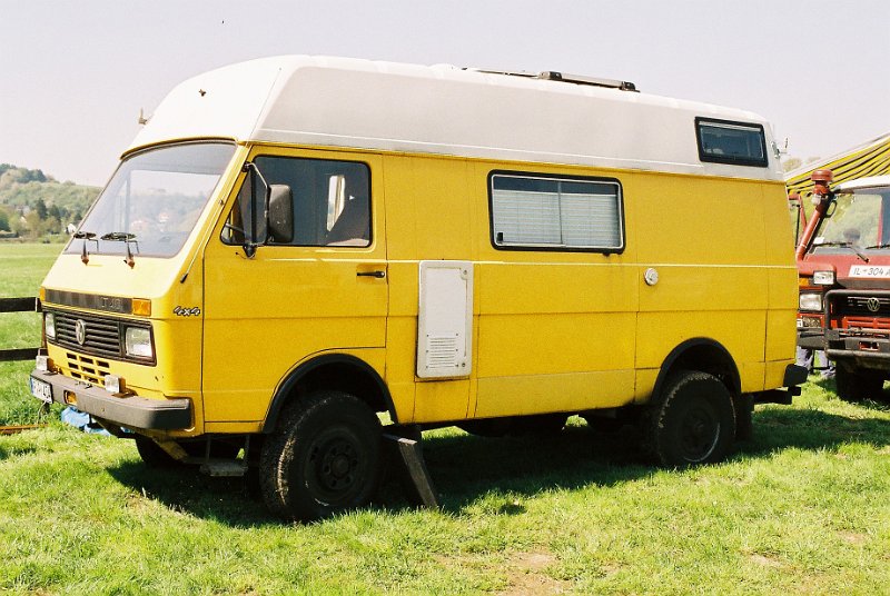 F1010024