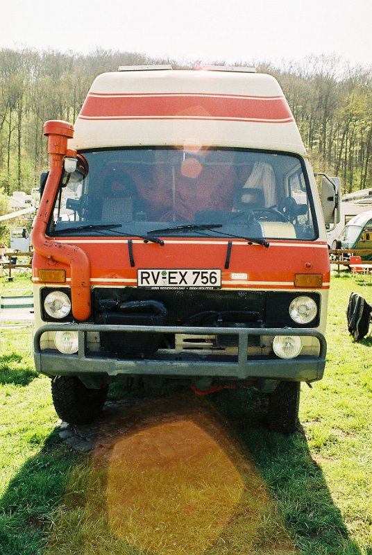 F1020008